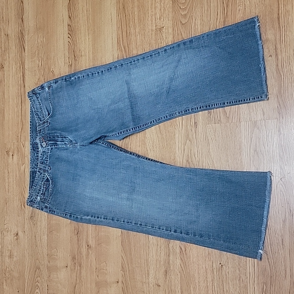 (Capris) Lucky Brand Dungarees Jet Setter Jean Long Size 6 / 28